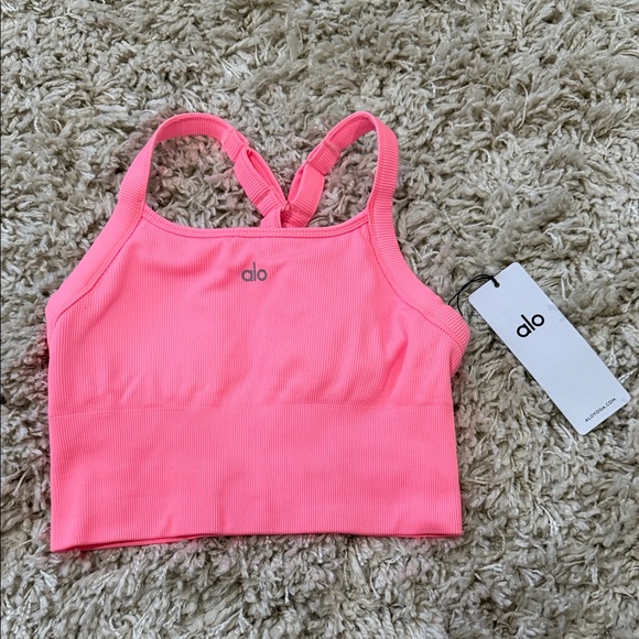 ALO Yoga Bright Pink Activewear Top - Picture 1 of 2